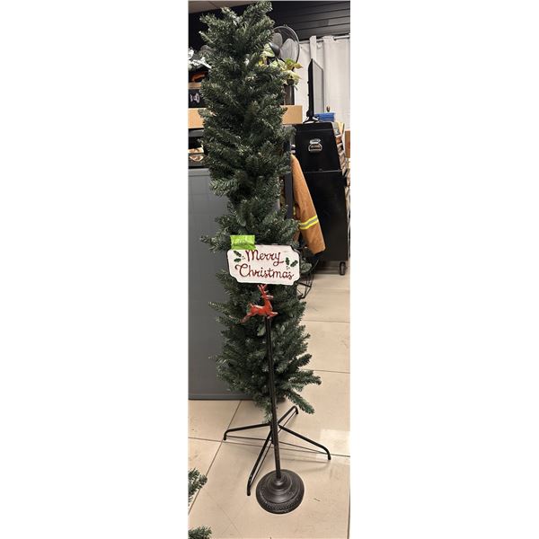 Pencil Christmas tree, non lit & metal stocking stand