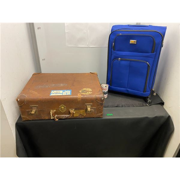2 suitcases - 1 Vintage