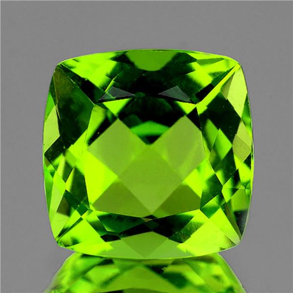 Natural Cushion Green Peridot 6.71 Cts [VVS]