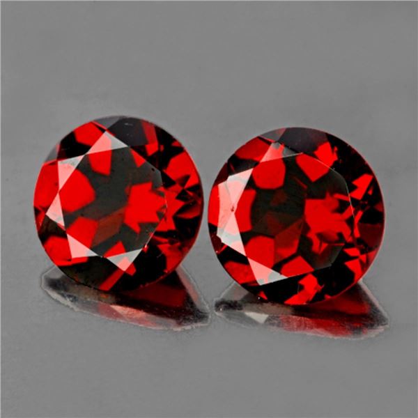 Natural Intense Red  Garnet Pair {Flawless-VVS1}
