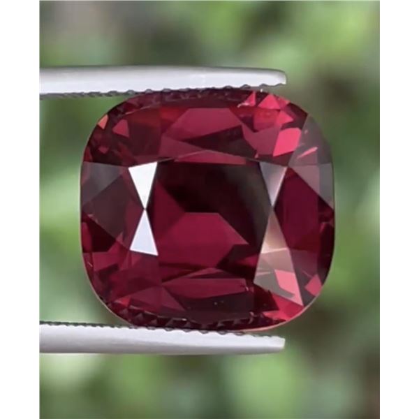 Natural Cushion Red Burma Spinel    [VVS]