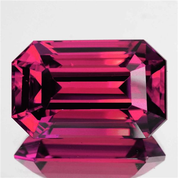 Natural Raspberry Red Pink Rhodolite Garnet {Flawless-VVS1}