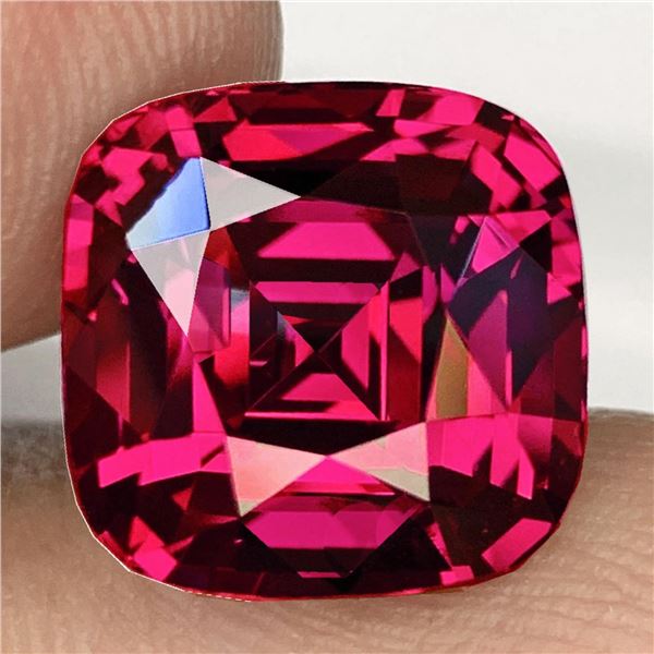 Natural Raspberry Pink Rhodolite Garnet {Flawless-VVS}