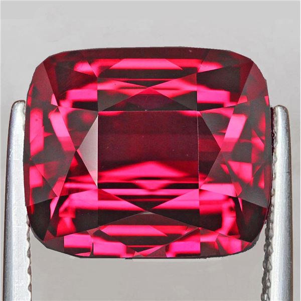 Natural Raspberry Pink Rhodolite Garnet {Flawless-VVS}