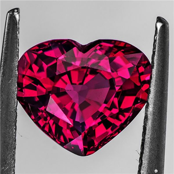 Natural Raspberry Pink Rhodolite Garnet [Flawless-VVS]