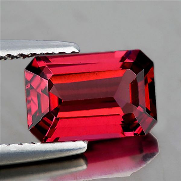 Natural Raspberry Pink Rhodolite Garnet [Flawless-VVS]
