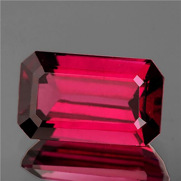 Natural Raspberry Pink Rhodolite Garnet [Flawless-VVS]