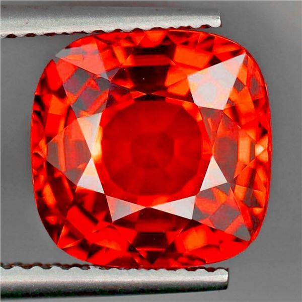 Natural Cushion Intense Orange Sapphire [Flawless-VVS]