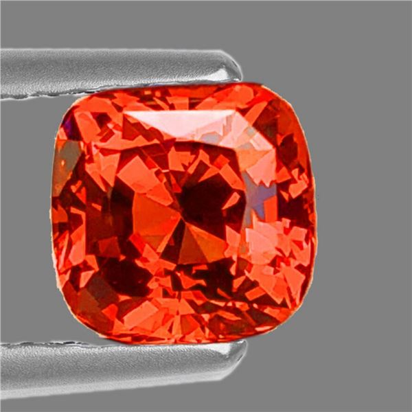 Natural Intense Orange Sapphire [Flawless-VVS]