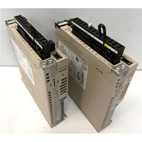 (2) Yaskawa #SGDV-2R8A11A Servopacks