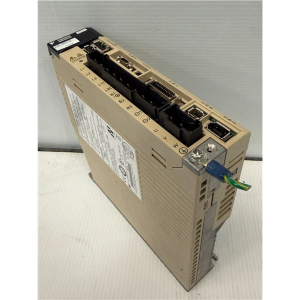 Yaskawa #SGDV-2R8A11B002000 Servopack