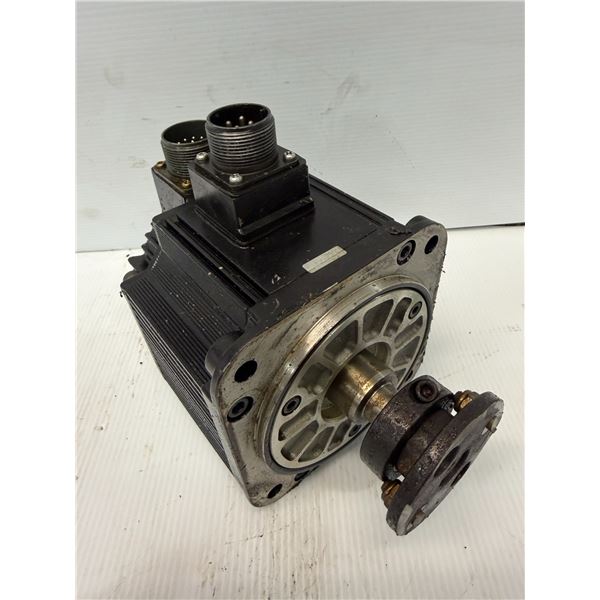 Yaskawa #SGMG-05A2AB AC Servo Motor w/ Encoder #UTOPH-81AWF
