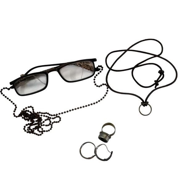 Terminator Salvation (2009) - Virginia (Jane Alexander) Glasses and Jewelry Set