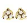 Image 6 : Vintage 14K Gold 6.5mm Cultured Pearl & Ruby Florentine Finish Omega Earrings