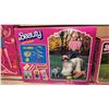 Image 2 : MATTEL 'BEAUTY AND PUPPIES'