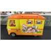 Image 2 : MATTEL 1970 BARBIE COUNTRY CAMPER *MINOR DAMAGE*