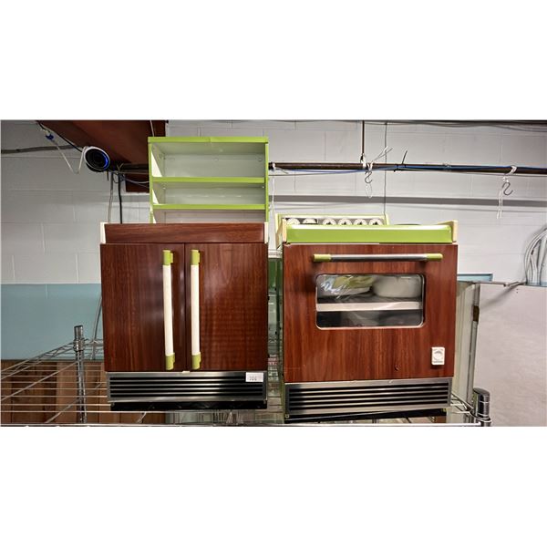 DOLLHOUSE KITCHEN SET