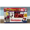 Image 1 : VINTAGE TYGO VIEW-MASTER 3-D GIFT SET FEATURING BEETLEJUICE
