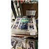 Image 5 : ASSORTED HOCKEY CARDS & MAGAZINES