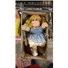 Image 5 : SHELF OF ASSORTED DOLLS