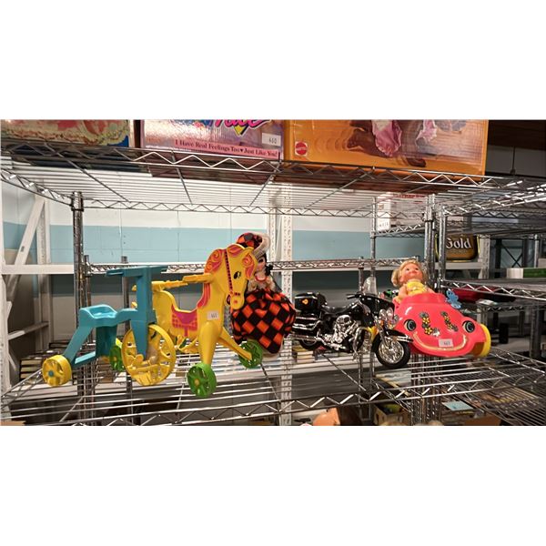 SHELF OF ASSORTED VINTAGE TOYS