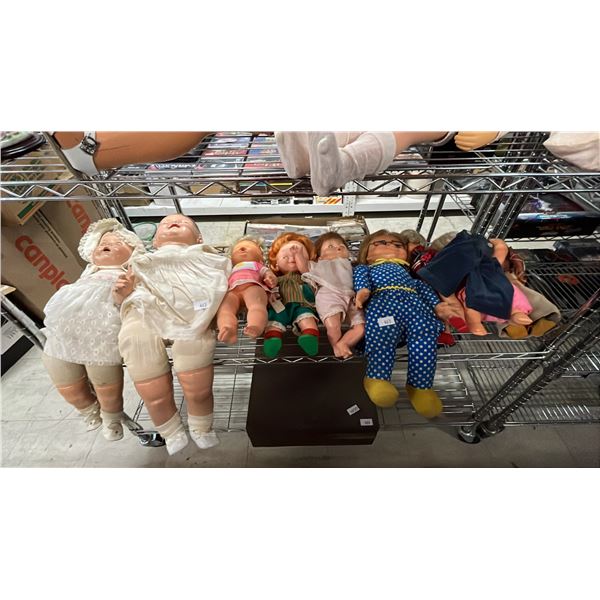 SHELF OF ASSORTED DOLLS