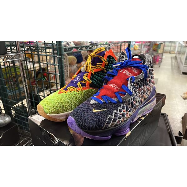 PAIR OF *NEW* NIKE LEBRON XVII WTW SHOES SIZE 9