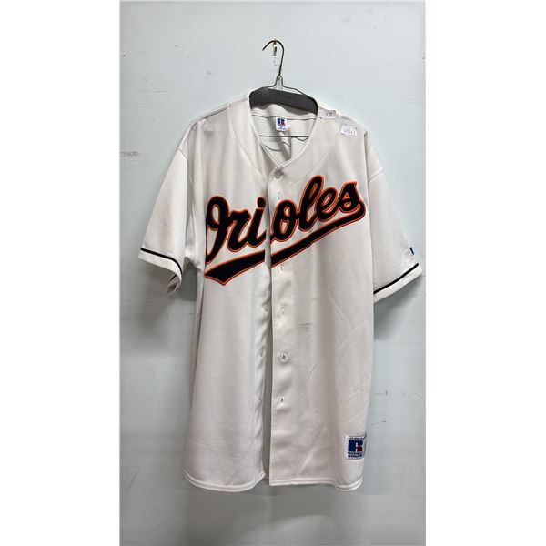 RUSSEL ATHLETICS WHITE BALTIMORE ORIOLS JERSEY SIZE XXL