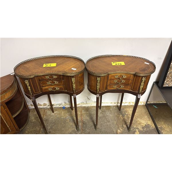 PAIR OF ANTIQUE WOODEN 3 DRAWER KIDNEY TABLES - 21.5"W X 11.5"D X 28.5"T