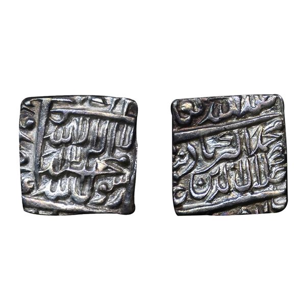 Mughal, Akbar (AH 963-1014, 1556-1605 AD), Silver Square Rupee, 11.00 gms