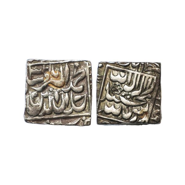 Mughal, Akbar, Silver Square Rupee, 11.08g, Bang Mint, AH 1013