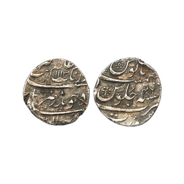 Mughal, Aurangzeb (1658-1707 AD), silver rupee, Surat mint, 'Badar-e-munir' couplet, AH 1113/RY 26, 