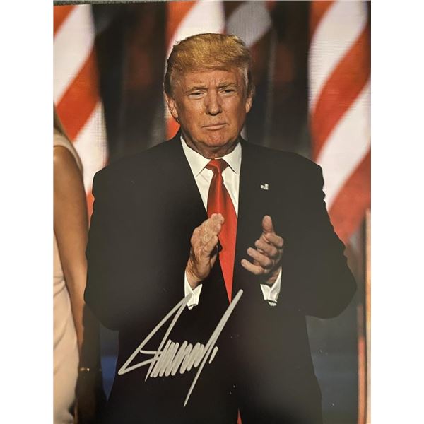 US President Donald Trump signed photo