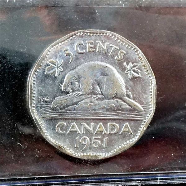 CANADA - 5 cents 1951 high relief scratches CCCS EF-40