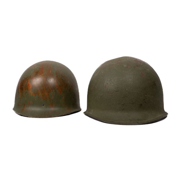 2 casques militaires