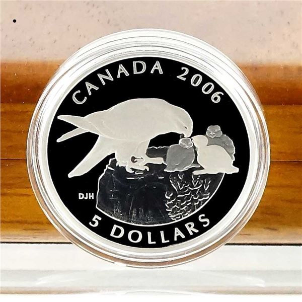 CANADA - Set de monnaie $5 et de timbres de $2 2006 Le faucon pelerin