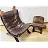 Image 1 : Leather Lounge chair & Footstool