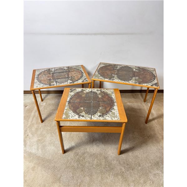 Mid Century Modern Nesting Tables