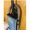 Image 3 : Hoover Vacuum