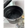 Image 6 : Canning Pot and Jars