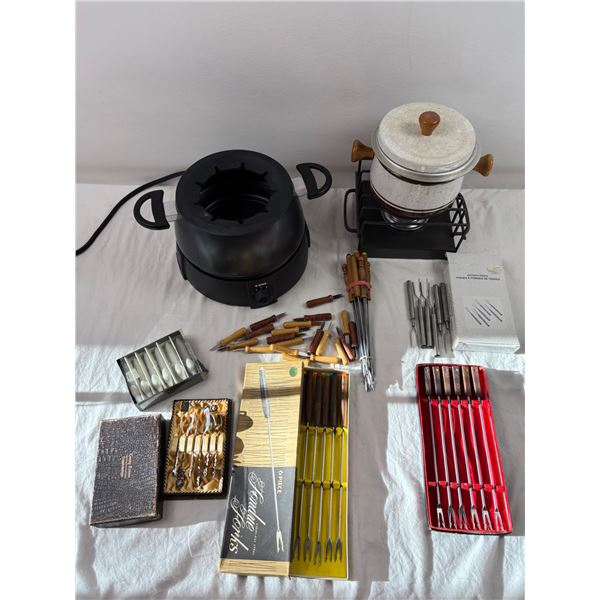 Fondue Pots & Accessories