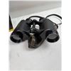 Image 5 : Binoculars