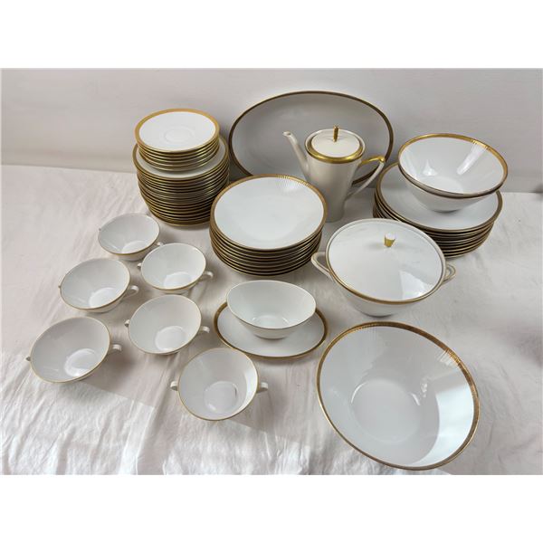 "Monika" China Dish Set