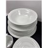 Image 6 : Everyday Gibson China Dish Set
