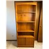 Image 1 : Wooden Bookshelf
