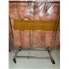 Image 1 : Metal Clothing Rack