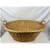 Image 1 : Oversized Wicker Basket