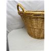 Image 2 : Oversized Wicker Basket