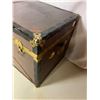 Image 2 : Vintage Christie Trunk