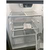Image 4 : Frigidaire Refrigerator